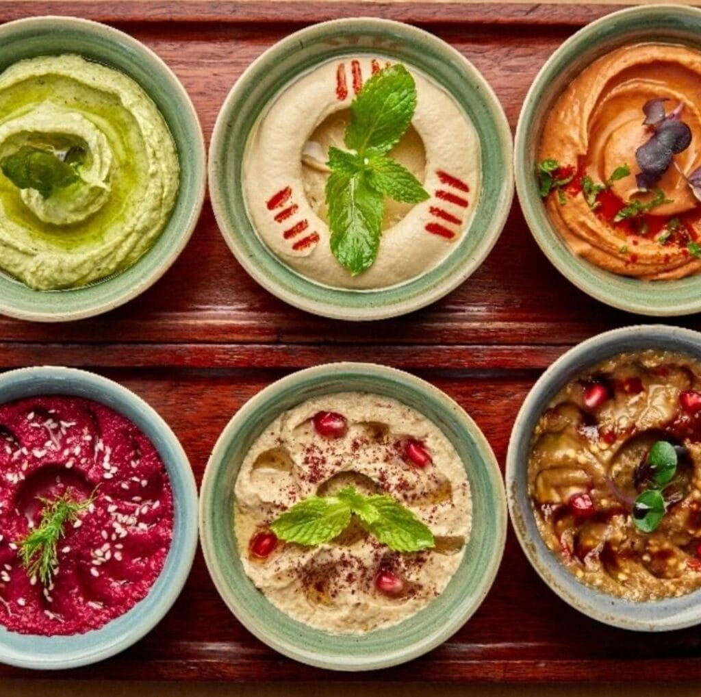 Humus met Libanese kruidenmix @naya.bh